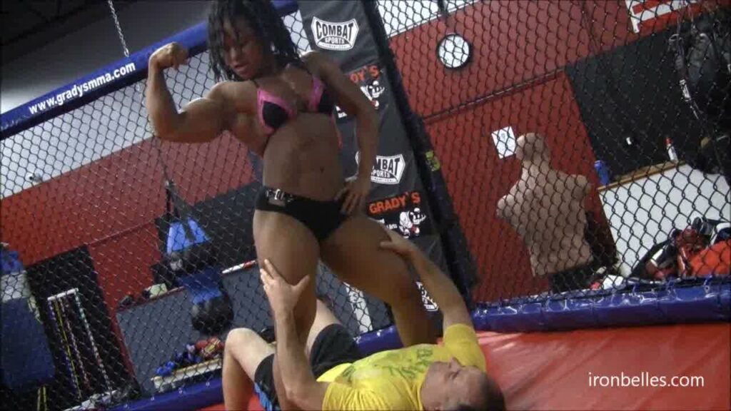IB - Kashma's MMA Cage Fight
