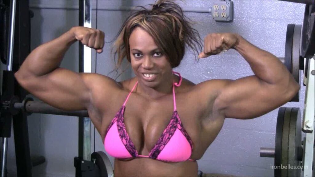 IB - Brazilian Muscle Girl Maria
