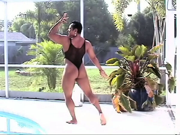 IB - Carmella's Poolside Posing - Image 2
