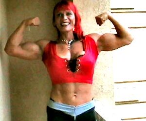 IB - Meet Nicole The German Muscle Belle
